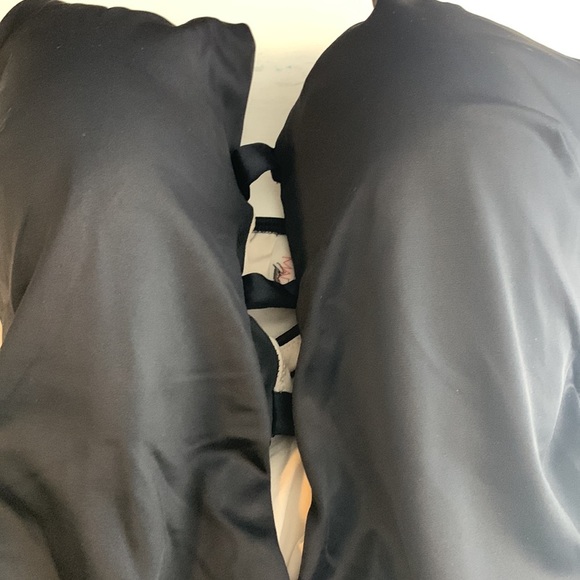 Made in Italie Deep plunge halter one piece - Picture 8 of 10